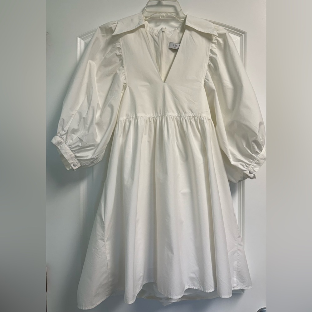 HUNTER BELL Noah Dress White V-Neck Puff Sleeve Mini Sz Small NWOT main tags - Picture 2 of 9
